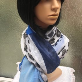 Foulard con motivo tigrato